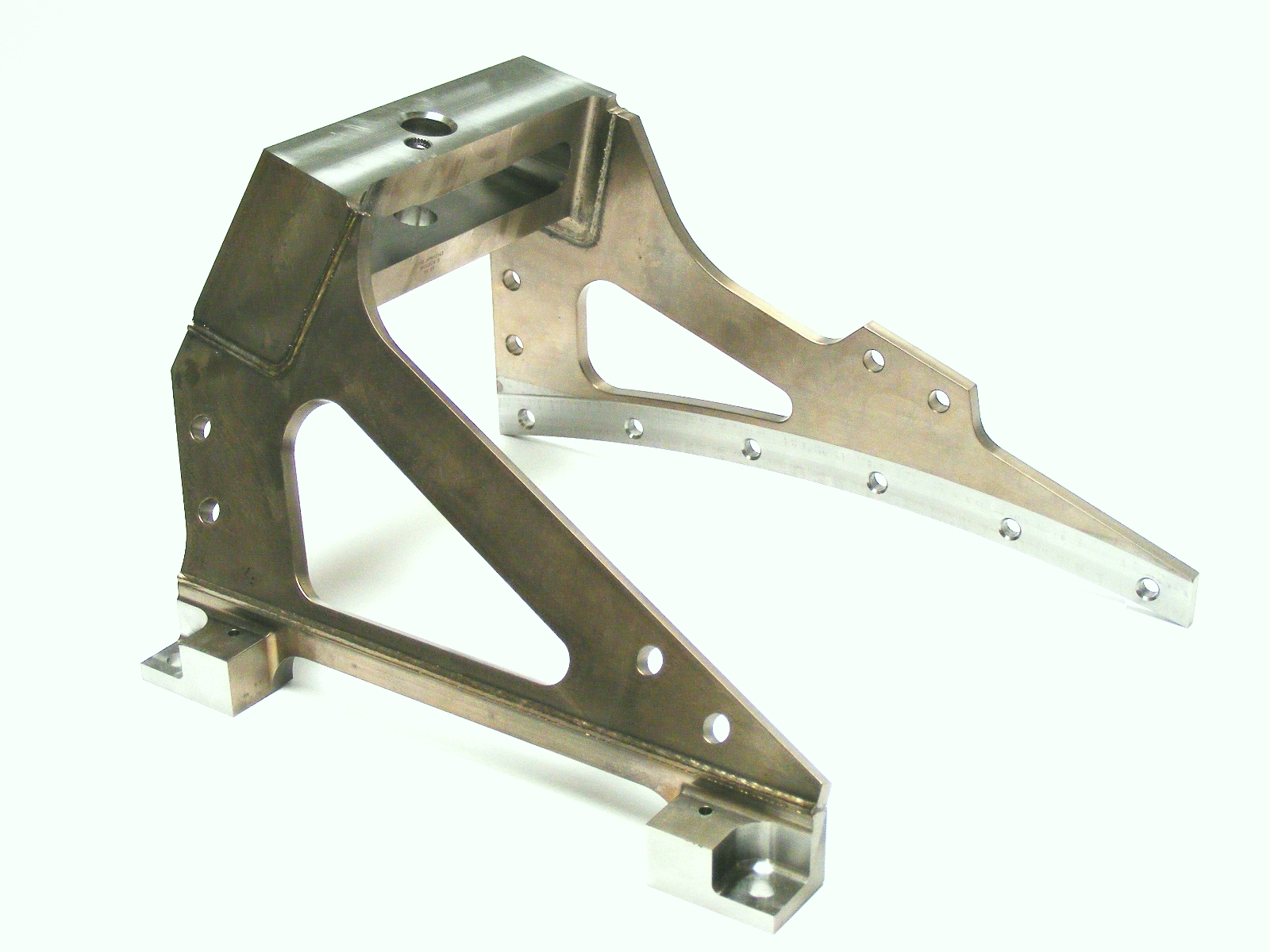 Ti actuator bracket for Aero-engine